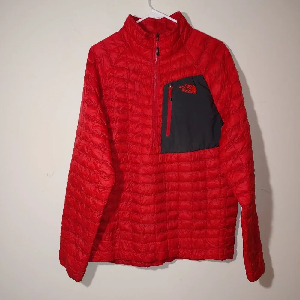 The North Face Thermoball 1/4 Zip  Pullover Jacket Size L Red